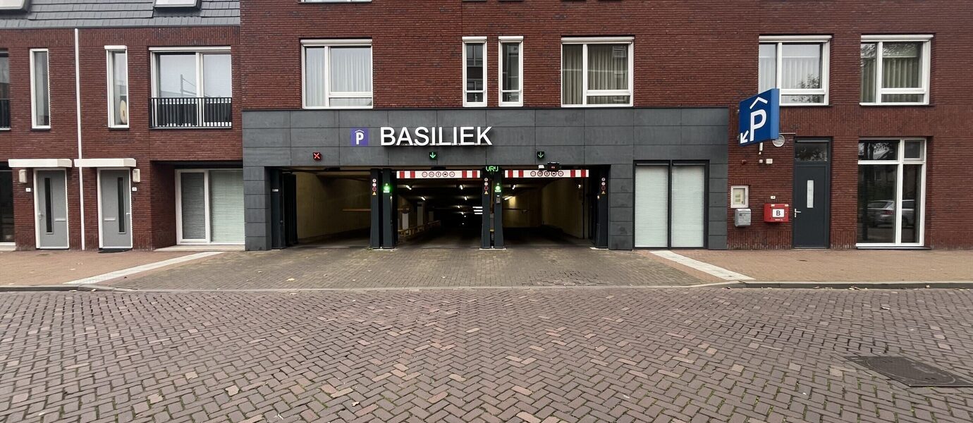 c53ece64-ba24-4601-851b-8105e40f6189